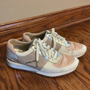Michael Kors women’s Allie silver blush white lace up sneaker leather yoga 10